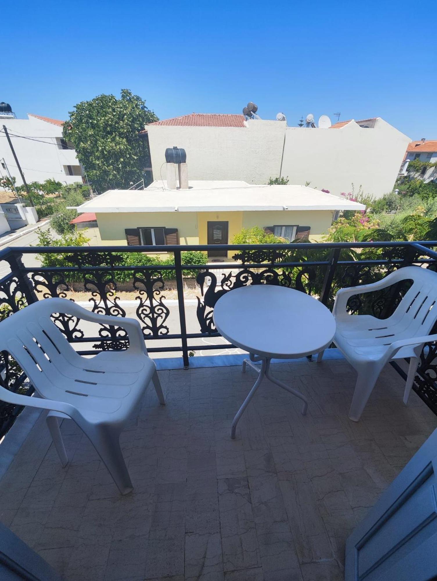 Hotel Ireon Beach Samos Town Exterior photo