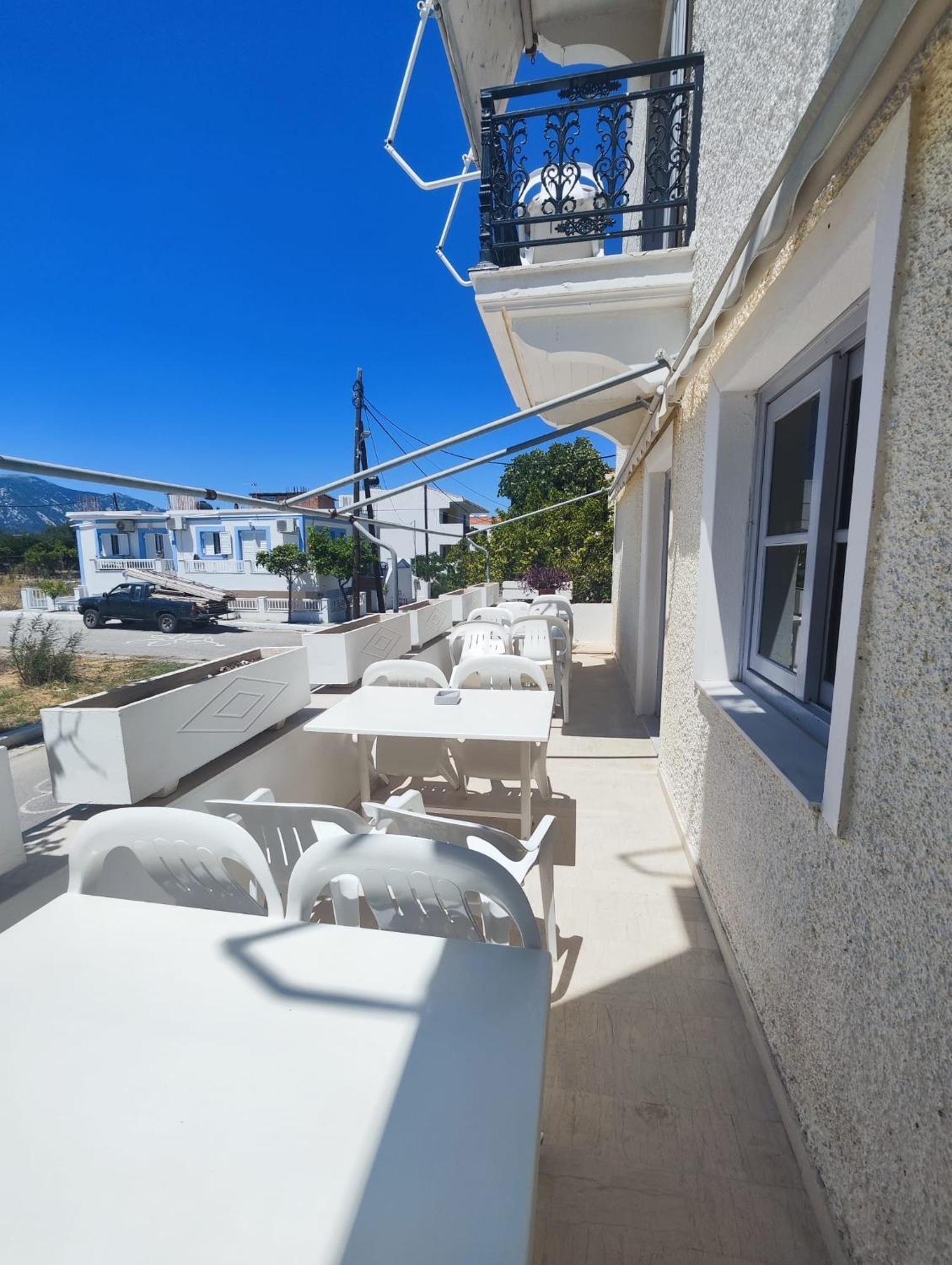 Hotel Ireon Beach Samos Town Exterior photo